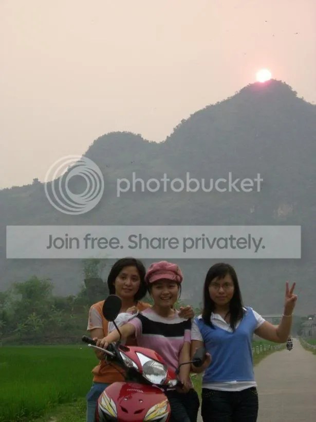 Photo Sharing and Video Hosting at Photobucket