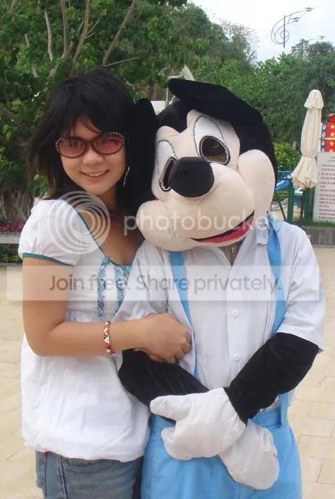 Photo Sharing and Video Hosting at Photobucket