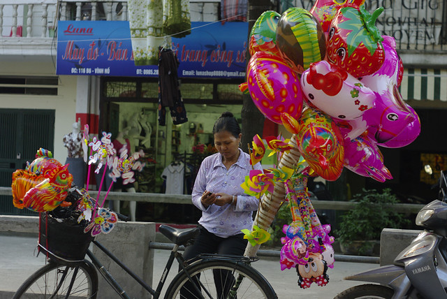 Mưu sinh
