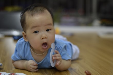 Minh Bi áo xanh